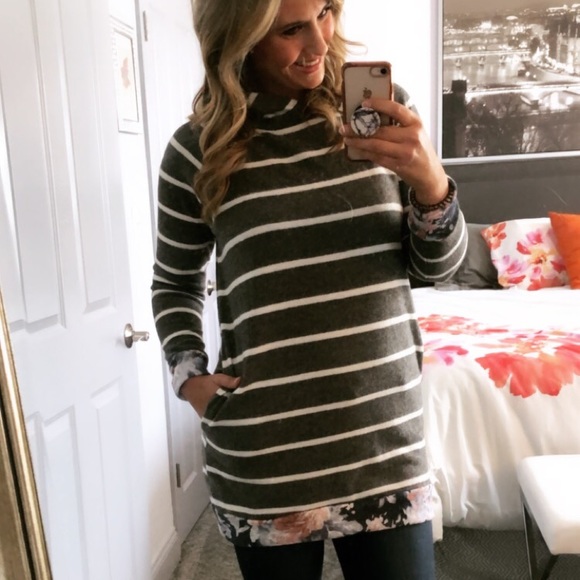 Last 1 SMALL Striped Hoodie w/ floral contrast - Picture 7 of 8